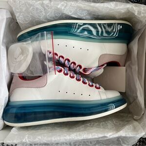 Alexander McQueen Sneaker Larry